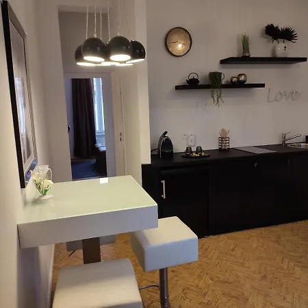 The Manhattan Suite - Appartement 1 Chambre - Glamour Et Spacieux A Moins De 10 Min De Charleroi Airport *