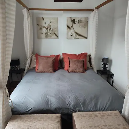 Apartment The Manhattan Suite - Appartement 1 Chambre - Glamour Et Spacieux A Moins De 10 Min De Charleroi Airport