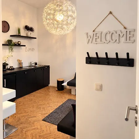 Lejlighed The Manhattan Suite - Appartement 1 Chambre - Glamour Et Spacieux A Moins De 10 Min De Charleroi Airport
